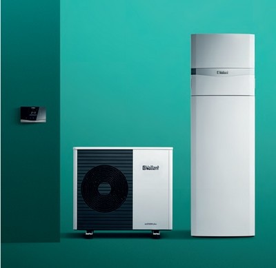 Cambiocaldaiaonline.it VAILLANT Vaillant pompa di calore aroTHERM plus (4-5-6-8-12-15kW) + uniTOWER plus E con modulo a basamento e resistenza Cod: .00100385-39